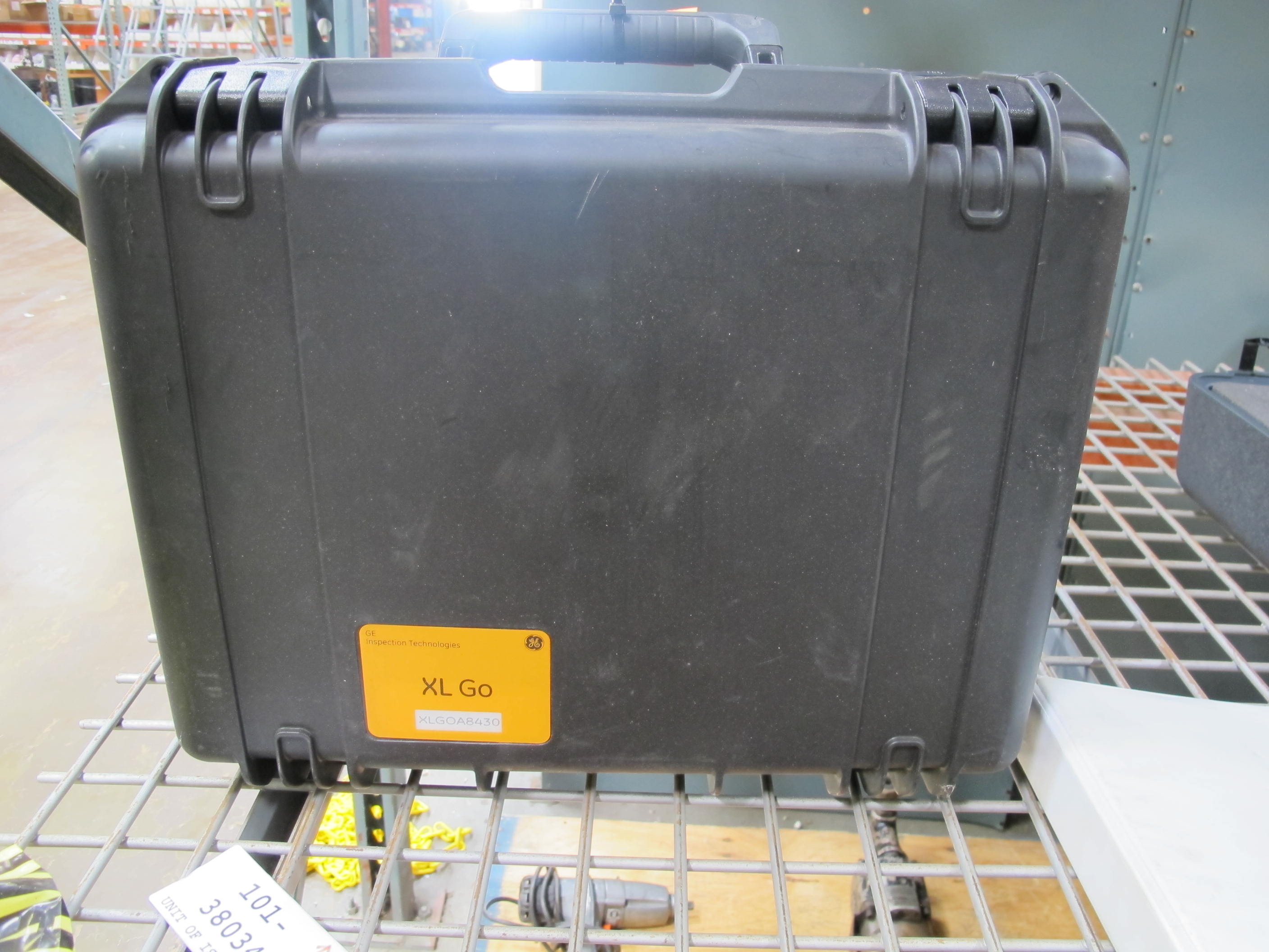 GE INSPECTION TECHNOLOGIES XL GO+ VIDEO PROBE, JOYSTICK CONTROL, LCD MONITOR 9.4 CM, MODEL # XLGOA8430. LOADING & HANDLING FEE $5-4001